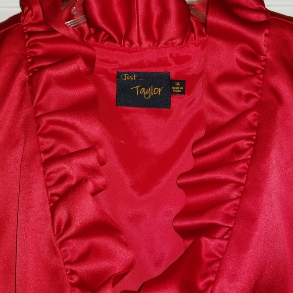 Adorable party dress - Picture 3 of 3